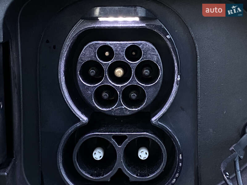 Позашляховик / Кросовер Kia Niro 2021 в Львові