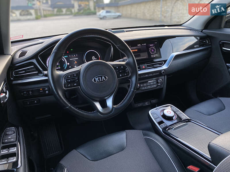 Позашляховик / Кросовер Kia Niro 2021 в Львові