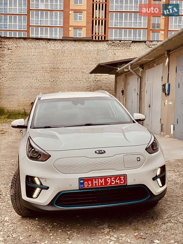 Позашляховик / Кросовер Kia Niro 2020 в Тернополі