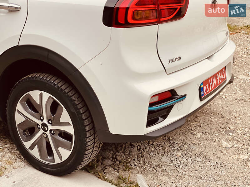 Позашляховик / Кросовер Kia Niro 2020 в Тернополі