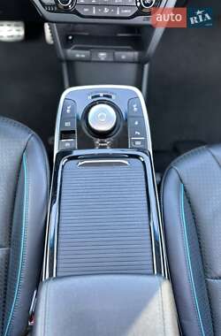 Внедорожник / Кроссовер Kia Niro 2019 в 