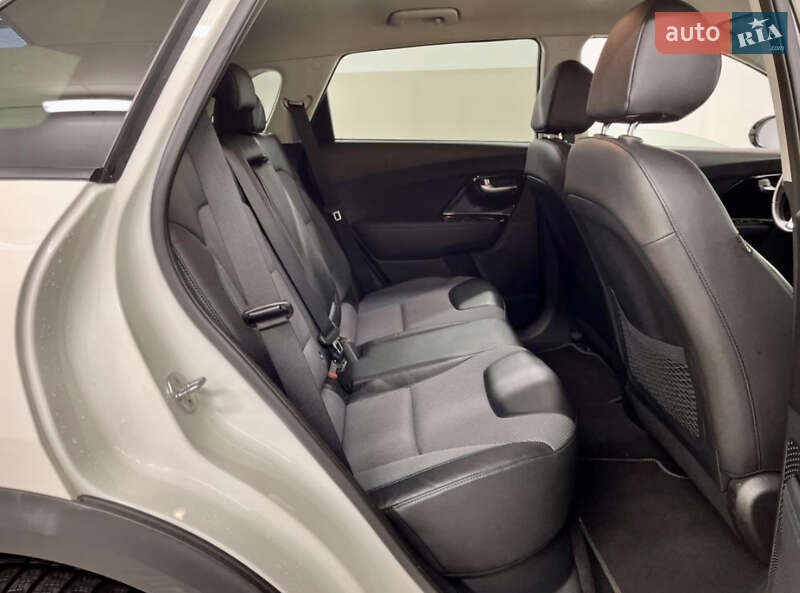 Позашляховик / Кросовер Kia Niro 2020 в Тернополі