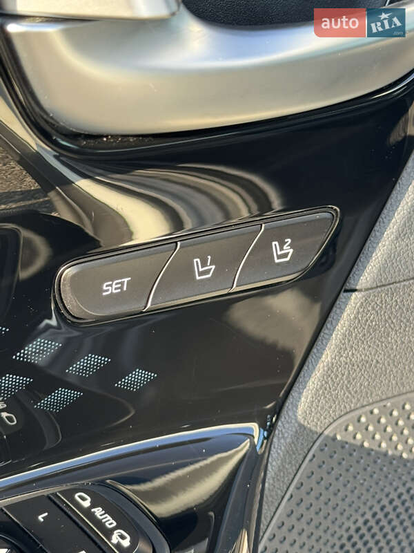 Внедорожник / Кроссовер Kia Niro 2021 в Дрогобыче