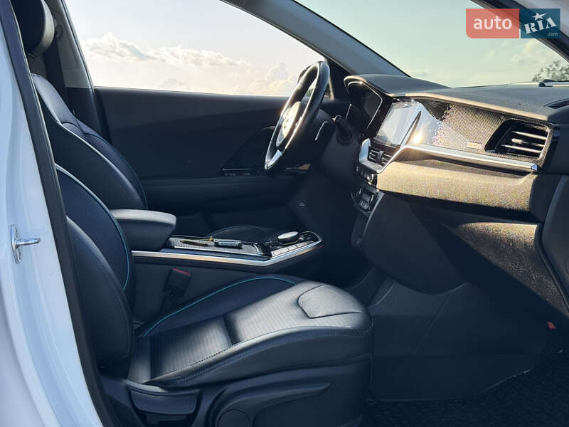 Внедорожник / Кроссовер Kia Niro 2021 в Дрогобыче