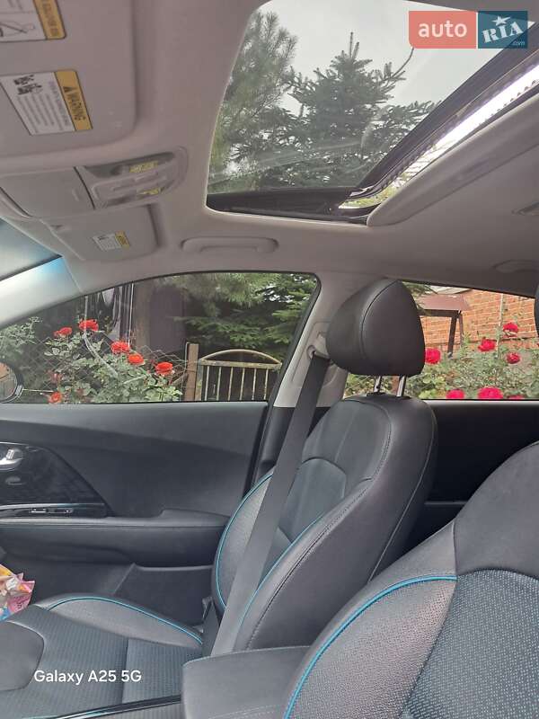 Внедорожник / Кроссовер Kia Niro 2020 в Львове фото 20 Внедорожник / Кроссовер Kia Niro 2020 в Львове