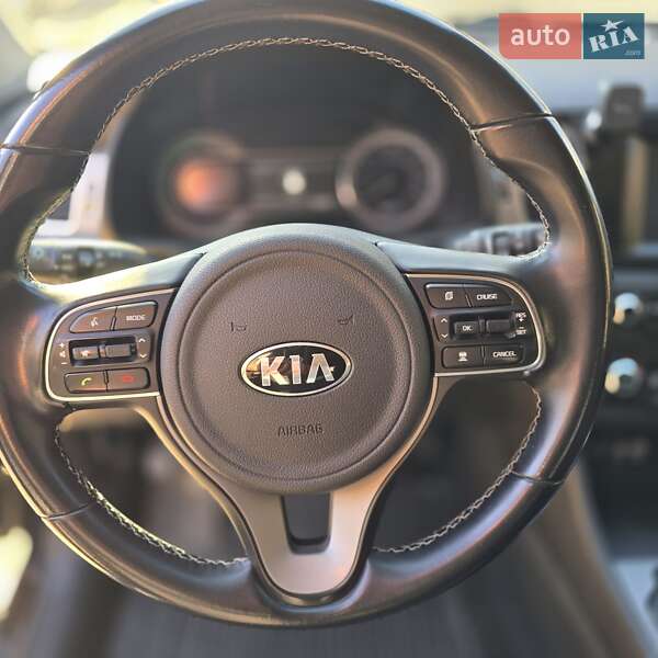 Внедорожник / Кроссовер Kia Niro 2018 в Одессе
