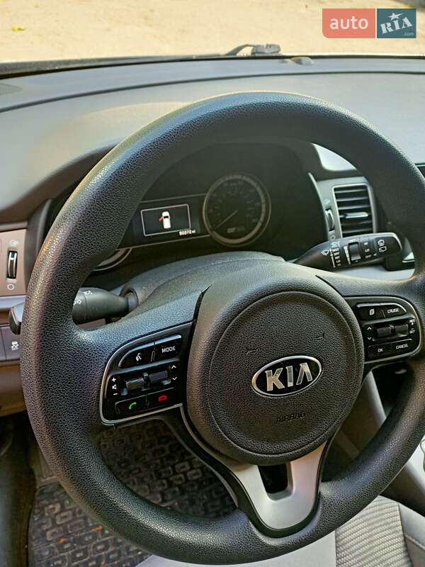 Внедорожник / Кроссовер Kia Niro 2017 в Львове фото 17 Внедорожник / Кроссовер Kia Niro 2017 в Львове