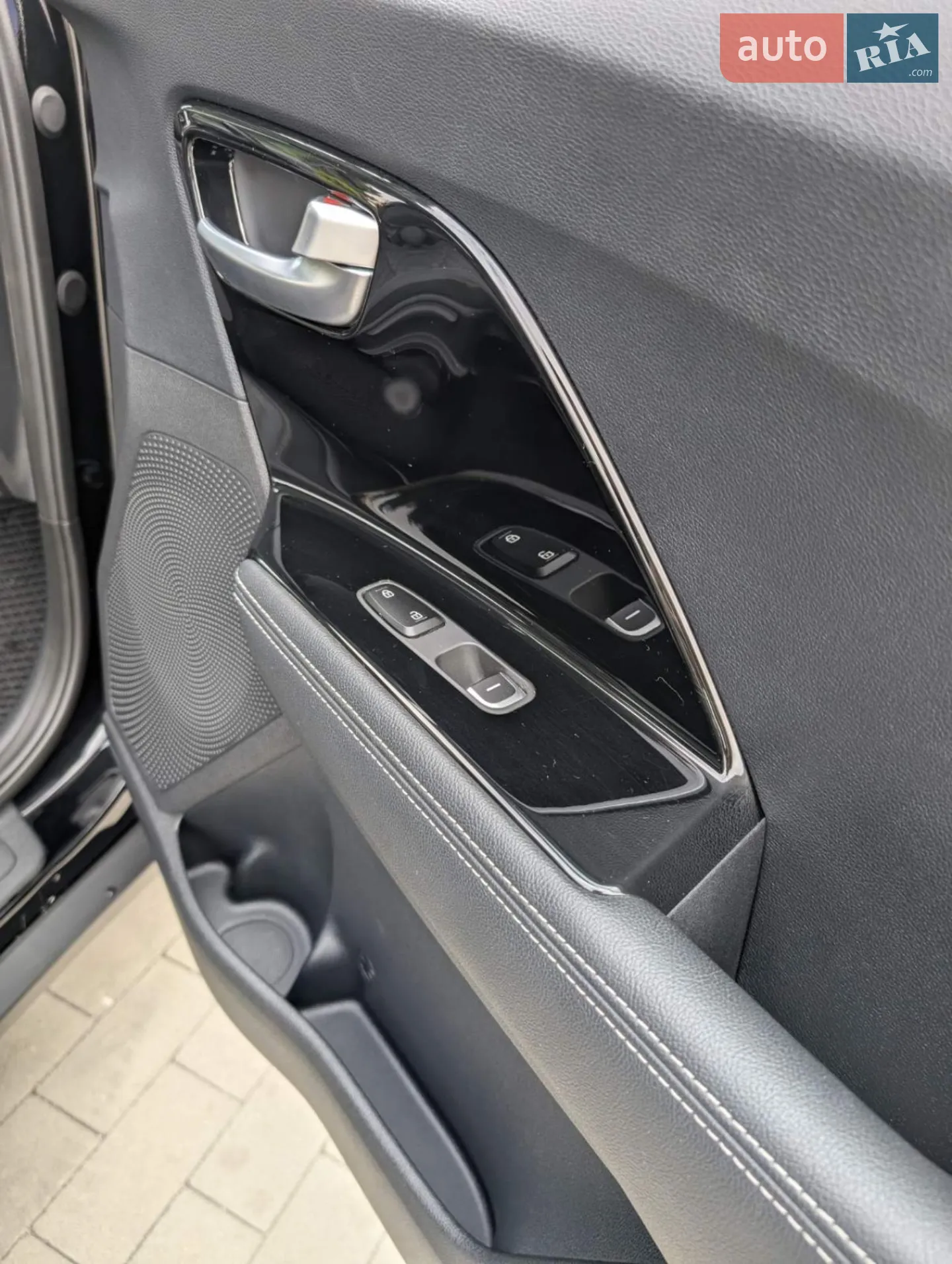 2020 Kia Niro - мініатюра 9