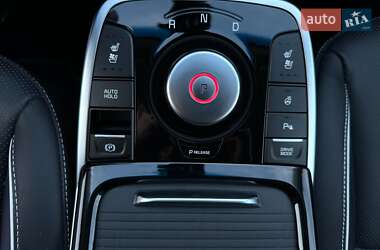 Внедорожник / Кроссовер Kia Niro 2020 в 