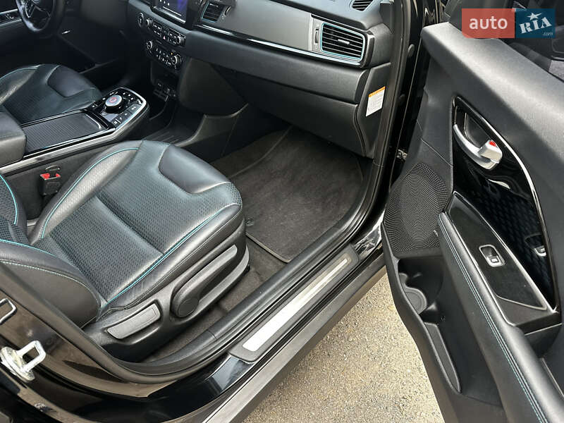 Внедорожник / Кроссовер Kia Niro 2018 в Мукачево