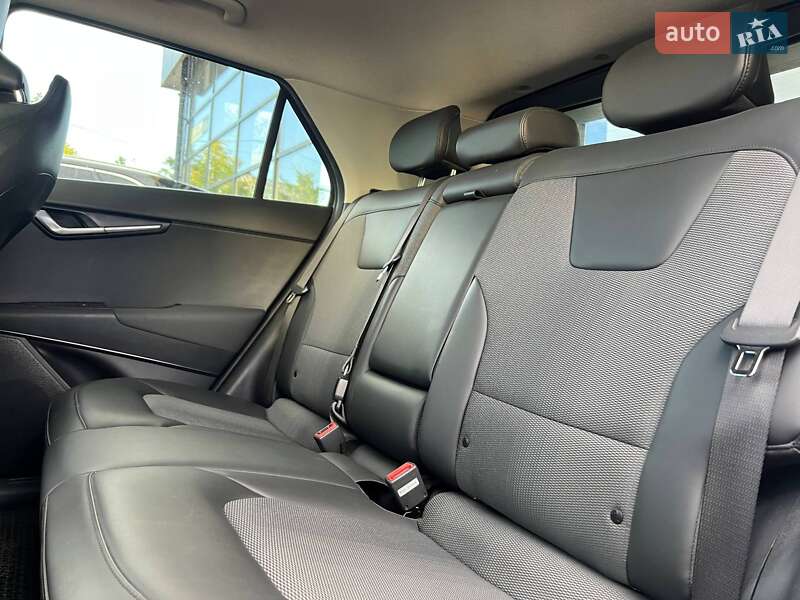 Внедорожник / Кроссовер Kia Niro 2024 в Ивано-Франковске