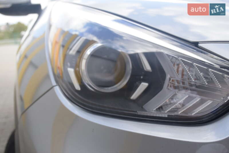 Внедорожник / Кроссовер Kia Niro 2022 в Ровно