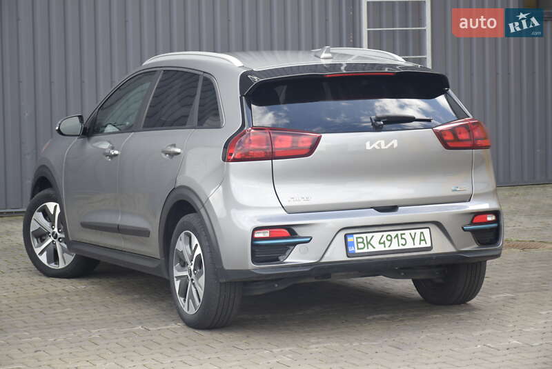 Внедорожник / Кроссовер Kia Niro 2022 в Ровно