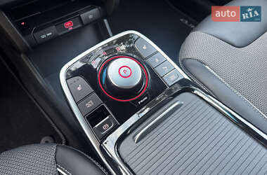 Внедорожник / Кроссовер Kia Niro 2022 в 