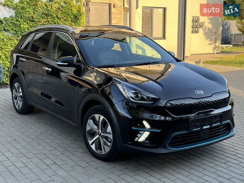 Позашляховик / Кросовер Kia Niro 2020 в Києві фото 10 Позашляховик / Кросовер Kia Niro 2020 в Києві