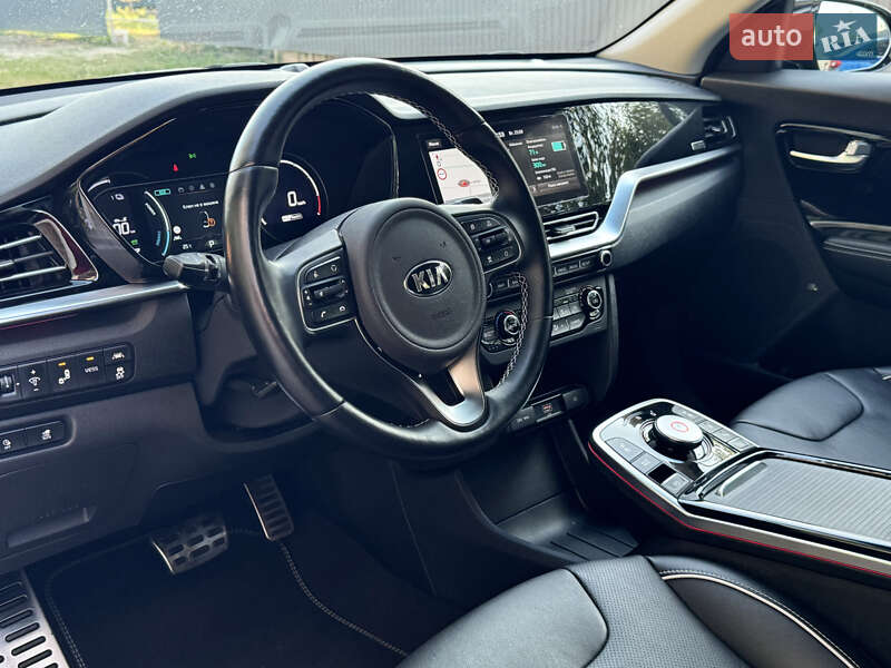Позашляховик / Кросовер Kia Niro 2020 в Києві фото 47 Позашляховик / Кросовер Kia Niro 2020 в Києві