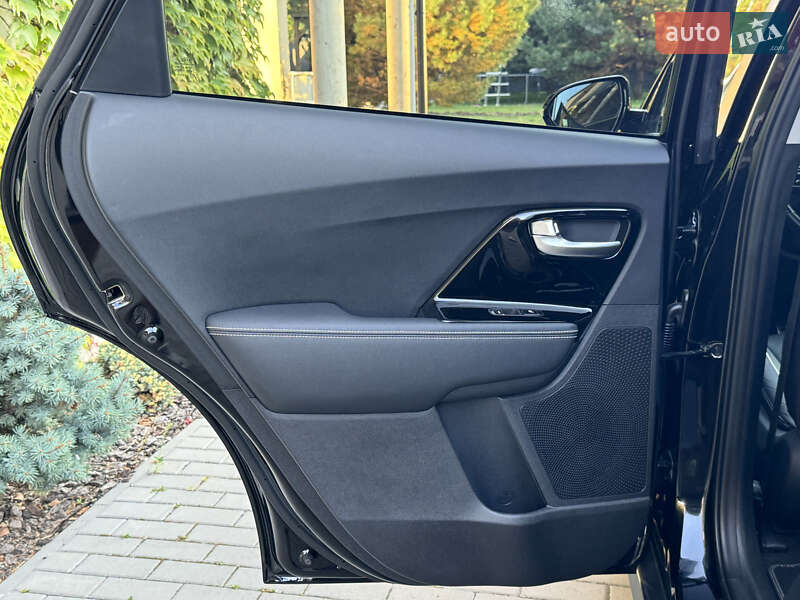 Позашляховик / Кросовер Kia Niro 2020 в Києві фото 61 Позашляховик / Кросовер Kia Niro 2020 в Києві