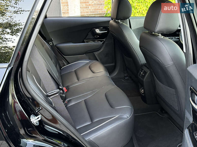 Позашляховик / Кросовер Kia Niro 2020 в Києві фото 67 Позашляховик / Кросовер Kia Niro 2020 в Києві