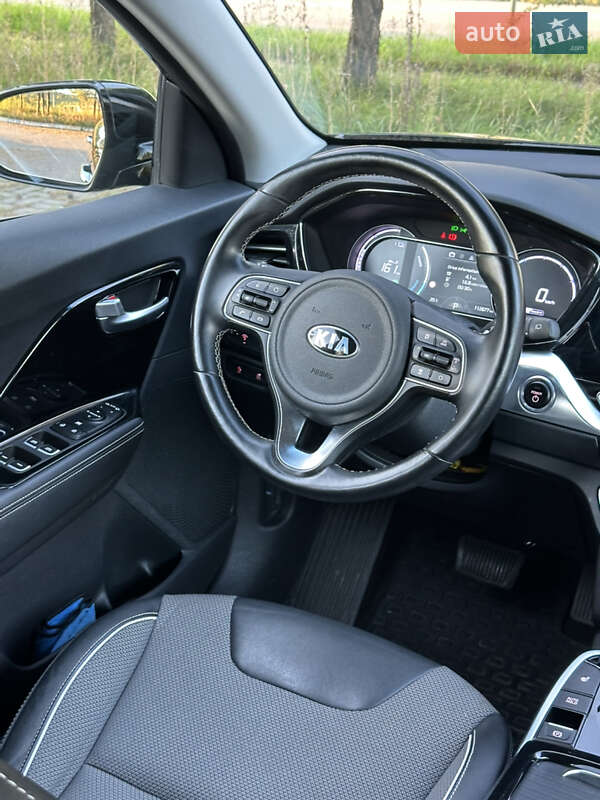 Внедорожник / Кроссовер Kia Niro 2020 в Золочеве фото 48 Внедорожник / Кроссовер Kia Niro 2020 в Золочеве
