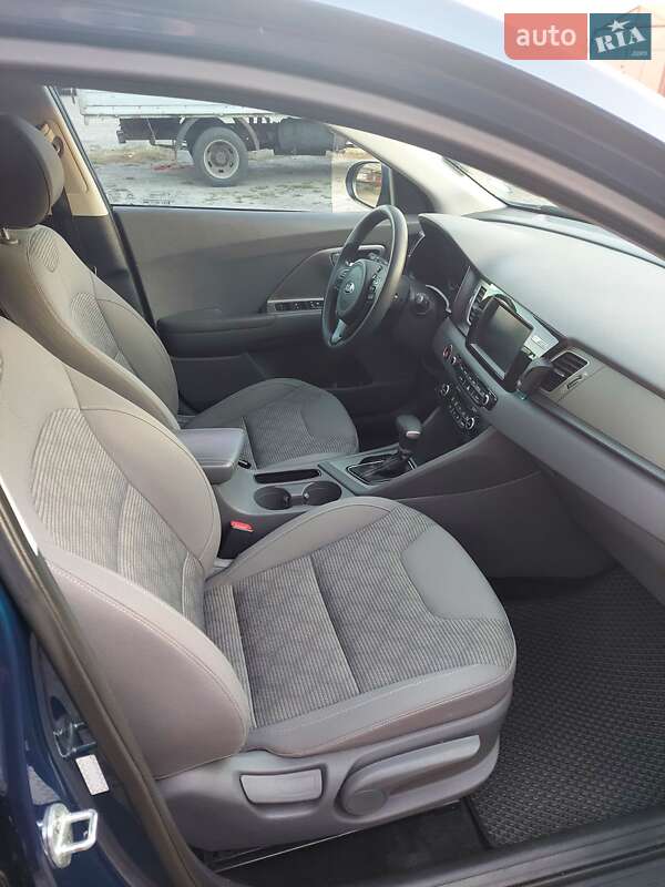 Внедорожник / Кроссовер Kia Niro 2016 в Белой Церкви