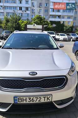 Внедорожник / Кроссовер Kia Niro 2017 в Одессе
