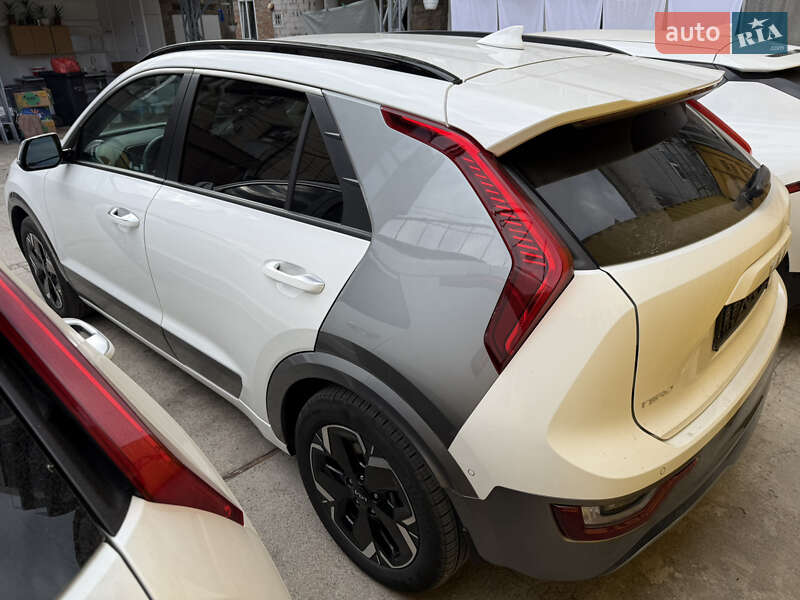 Позашляховик / Кросовер Kia Niro 2022 в Умані