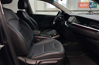 Внедорожник / Кроссовер Kia Niro 2020 в 