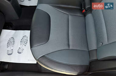 Внедорожник / Кроссовер Kia Niro 2021 в 