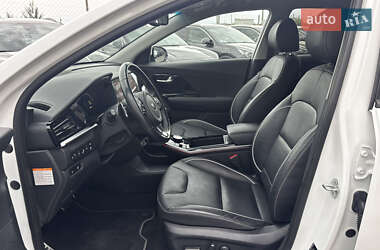 Внедорожник / Кроссовер Kia Niro 2021 в 