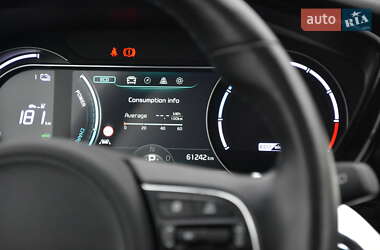 Внедорожник / Кроссовер Kia Niro 2021 в 