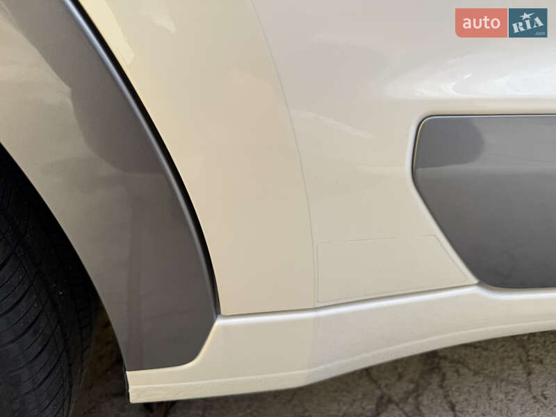 Позашляховик / Кросовер Kia Niro 2022 в Умані