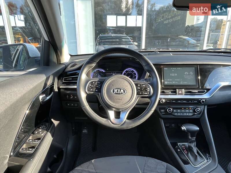 Внедорожник / Кроссовер Kia Niro 2021 в Днепре