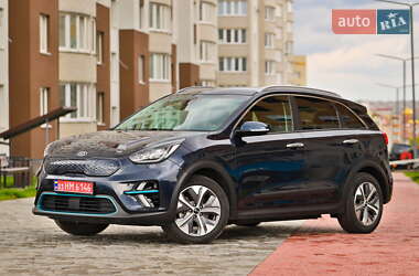 Позашляховик / Кросовер Kia Niro 2020 в 