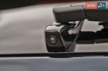 Позашляховик / Кросовер Kia Niro 2020 в 