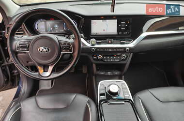 Позашляховик / Кросовер Kia Niro 2020 в 