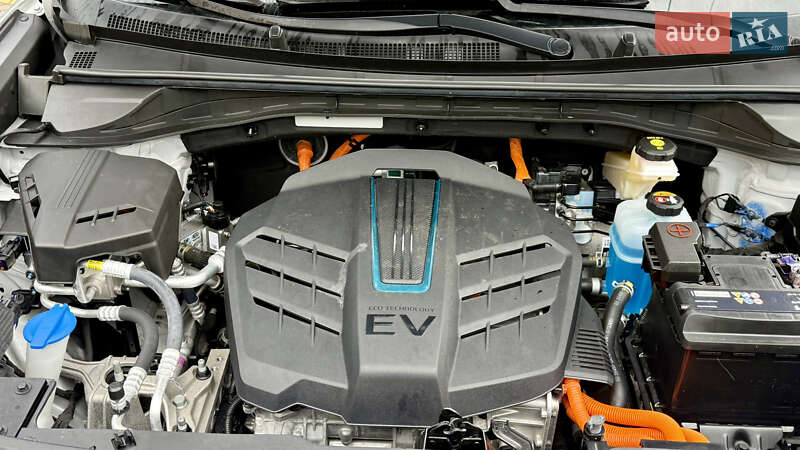 Внедорожник / Кроссовер Kia Niro 2020 в Самборе