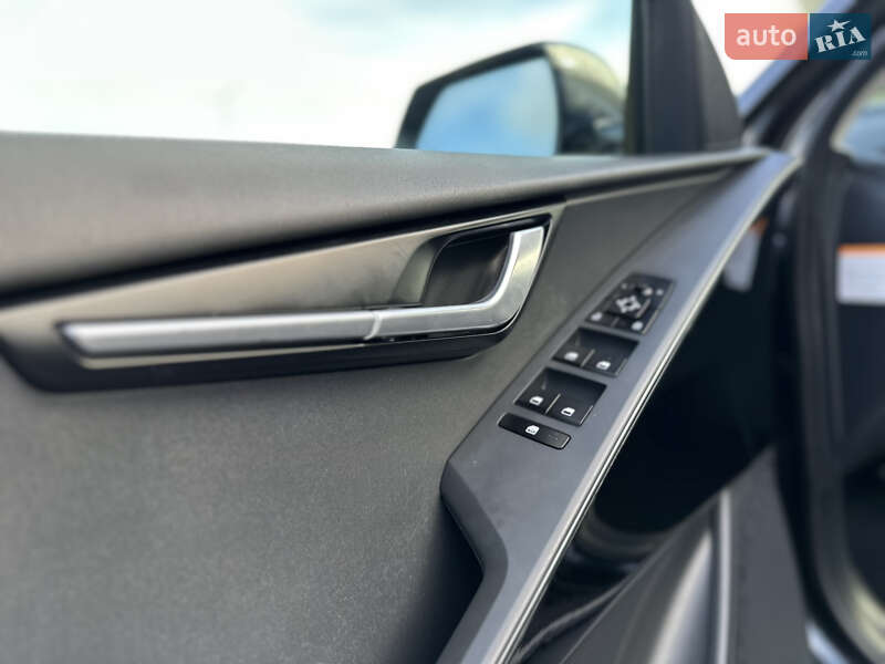 Внедорожник / Кроссовер Kia Niro 2022 в Дрогобыче