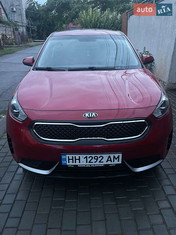 Внедорожник / Кроссовер Kia Niro 2018 в Одессе