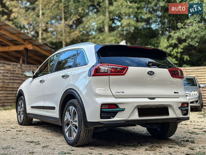 Позашляховик / Кросовер Kia Niro 2019 в Бродах фото 16 Позашляховик / Кросовер Kia Niro 2019 в Бродах