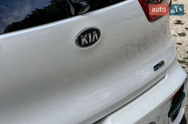 Внедорожник / Кроссовер Kia Niro 2019 в 