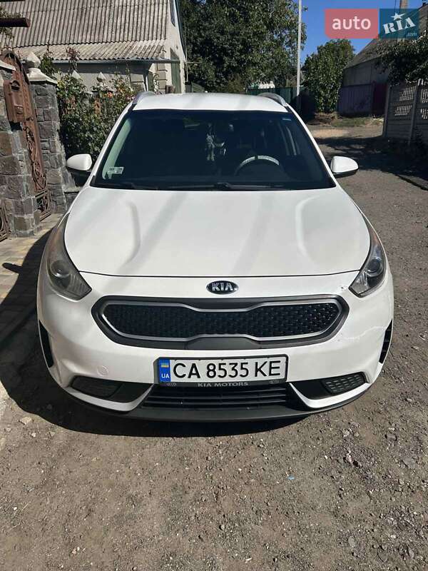 Внедорожник / Кроссовер Kia Niro 2016 в Звенигородке фото 5 Внедорожник / Кроссовер Kia Niro 2016 в Звенигородке