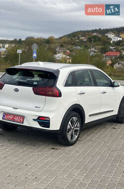 Внедорожник / Кроссовер Kia Niro 2021 в 