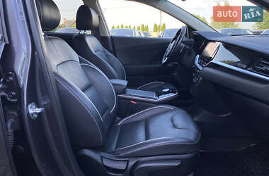 Внедорожник / Кроссовер Kia Niro 2020 в 