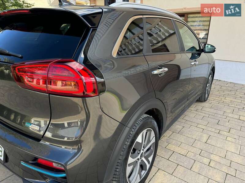 Позашляховик / Кросовер Kia Niro 2021 в Стрию фото 20 Позашляховик / Кросовер Kia Niro 2021 в Стрию