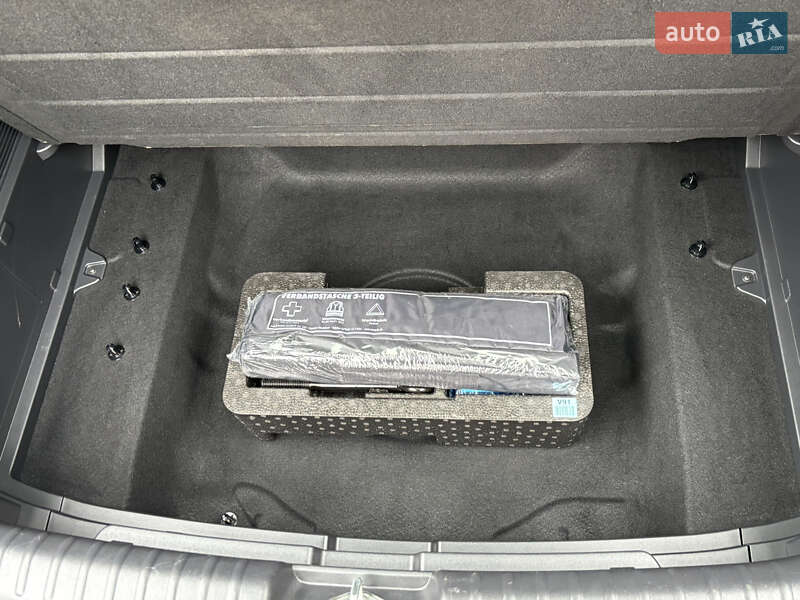 Внедорожник / Кроссовер Kia Niro 2022 в Житомире