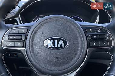 Внедорожник / Кроссовер Kia Niro 2020 в 