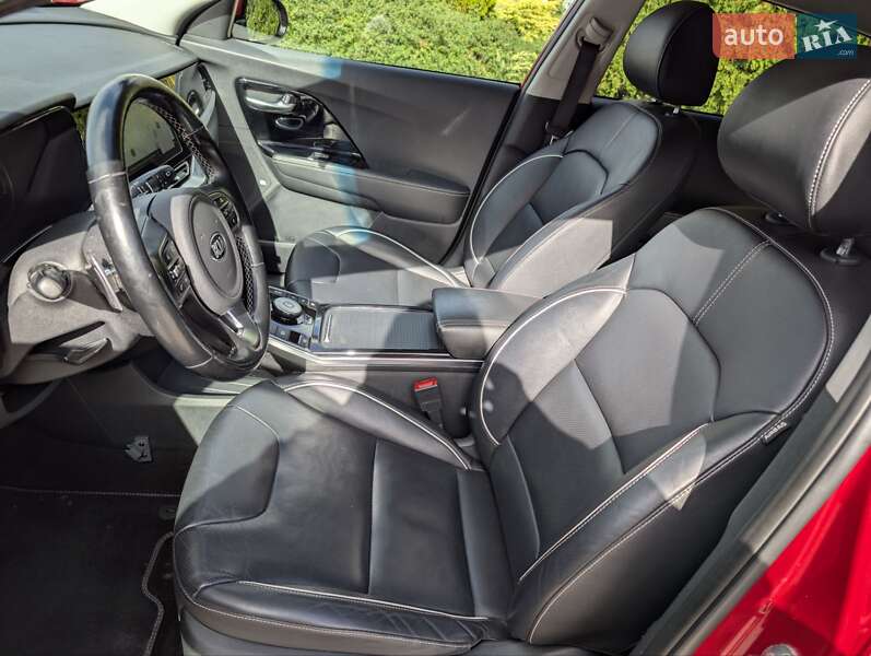 Позашляховик / Кросовер Kia Niro 2020 в Тернополі