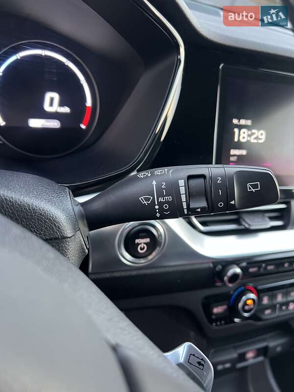 Внедорожник / Кроссовер Kia Niro 2020 в Луцке
