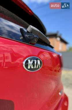 Внедорожник / Кроссовер Kia Niro 2020 в 