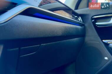 Внедорожник / Кроссовер Kia Niro 2020 в 